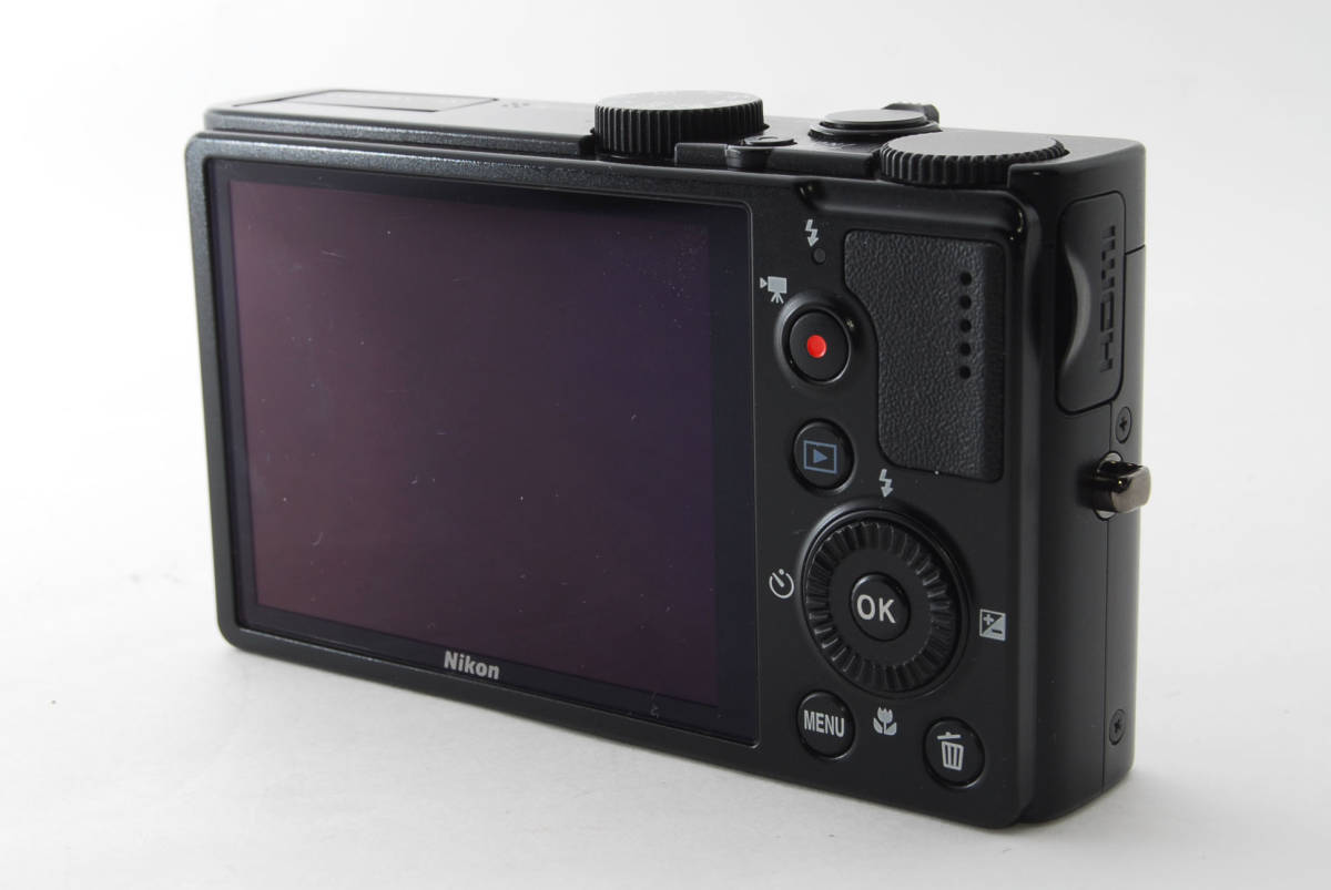P300 COOLPIX Nikonデジタルカメラ ブラック Coolpix Nikon ニコン