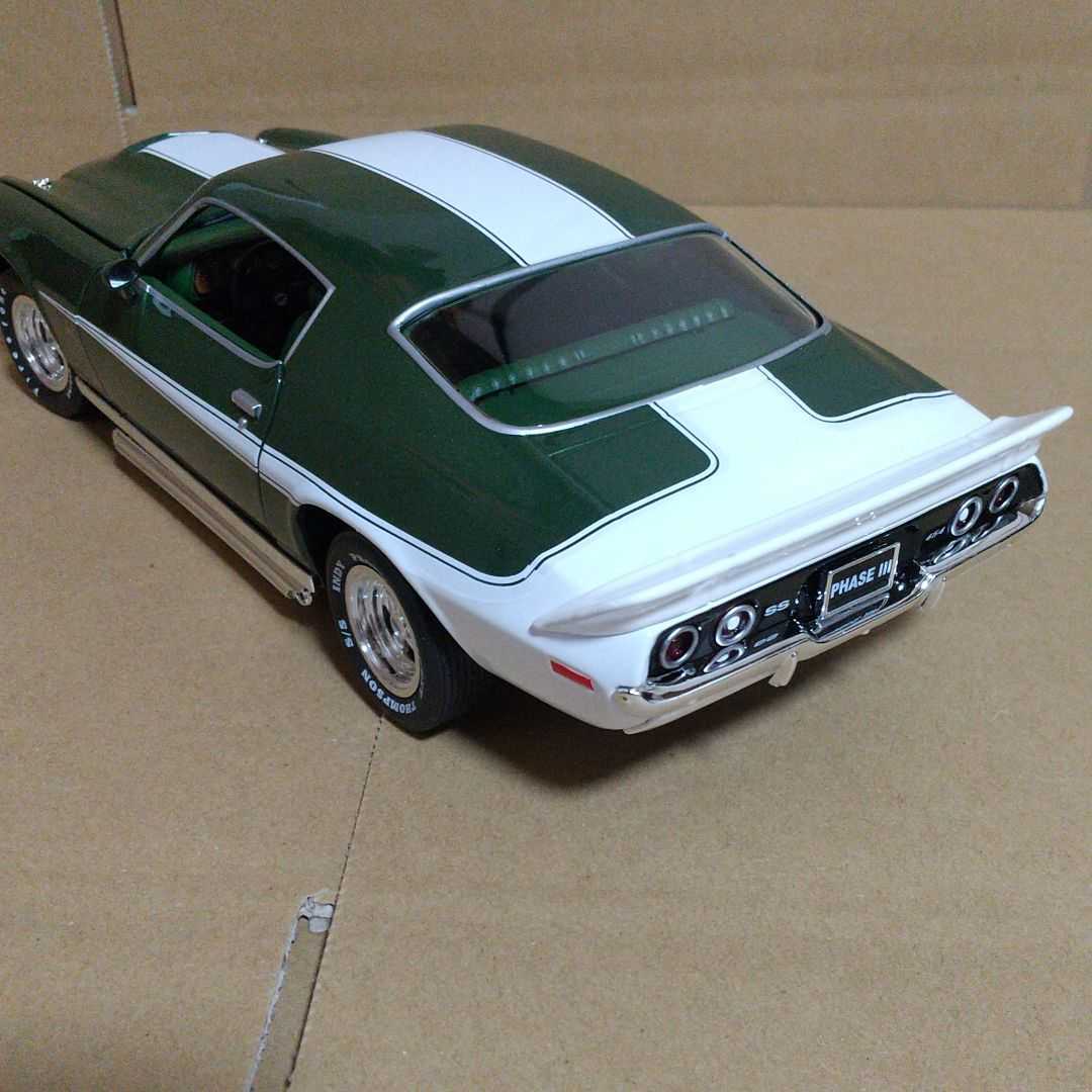 希少 オートワールド 1⁄18 1972 カマロ camaro クリームイエロー 希少