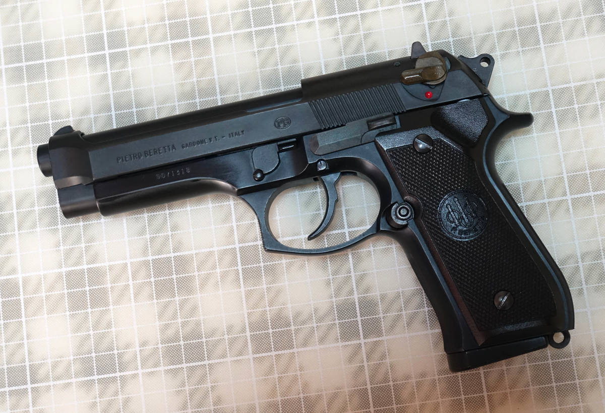 WA ウエスタンアームズ ベレッタ M92FS INOX HW ガスブローバック (訳