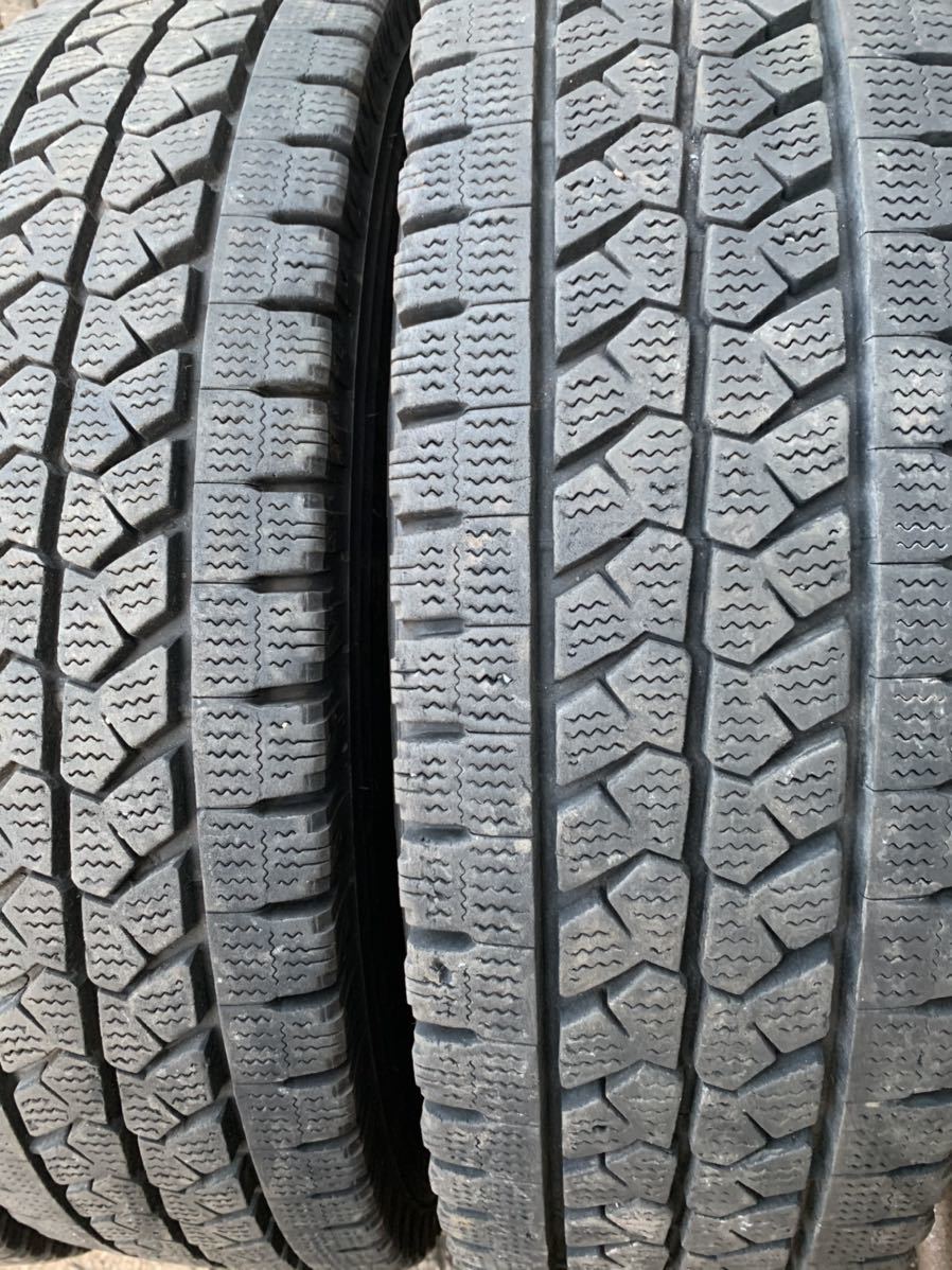 205/80R17.5 120/118 BS W979 スタッドレス いすゞ エルフ 日産