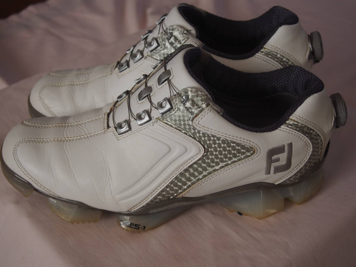 【赤字超特価，人気】 FOOTJOY フットジョイ XPS-1 ダイヤル式 BOA 26.0cm ホワイト&times;シルバー(26.0cm)｜売買されたオークション情報、yahooの商品情報をアーカイブ公開 - オークファン 26.0cm