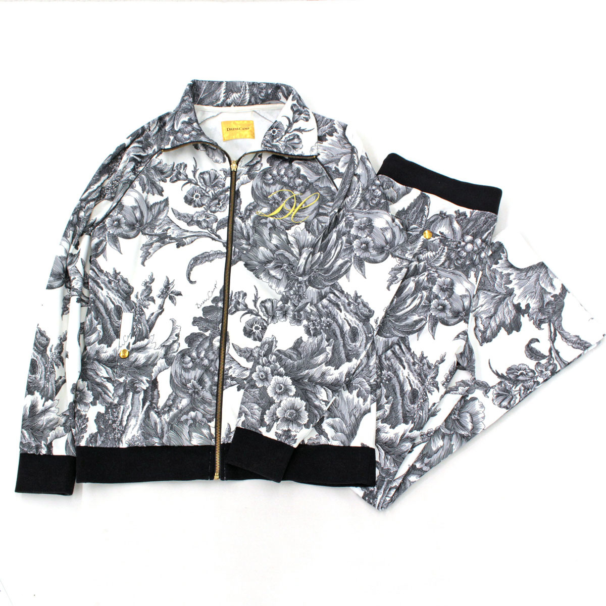 Dresscamp ドレスキャンプ 総柄 ジャージ上下セット サイズm Gray グレー ジップアップ コットン セットアップ メンズ 男性用 売買されたオークション情報 Yahooの商品情報をアーカイブ公開 オークファン Aucfan Com