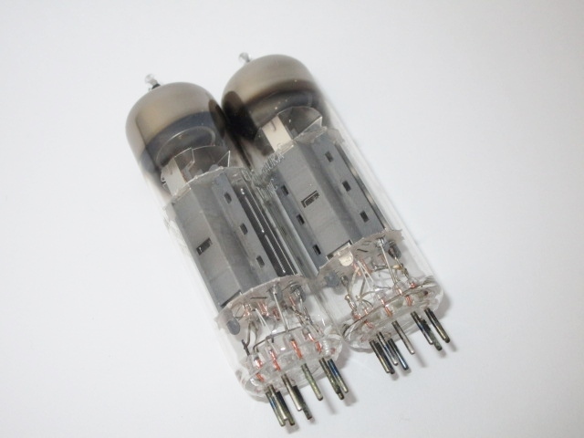 ≪U-1233≫ 6BM8 東芝 Hi-Fi 2本 箱1個おまけ 真空管