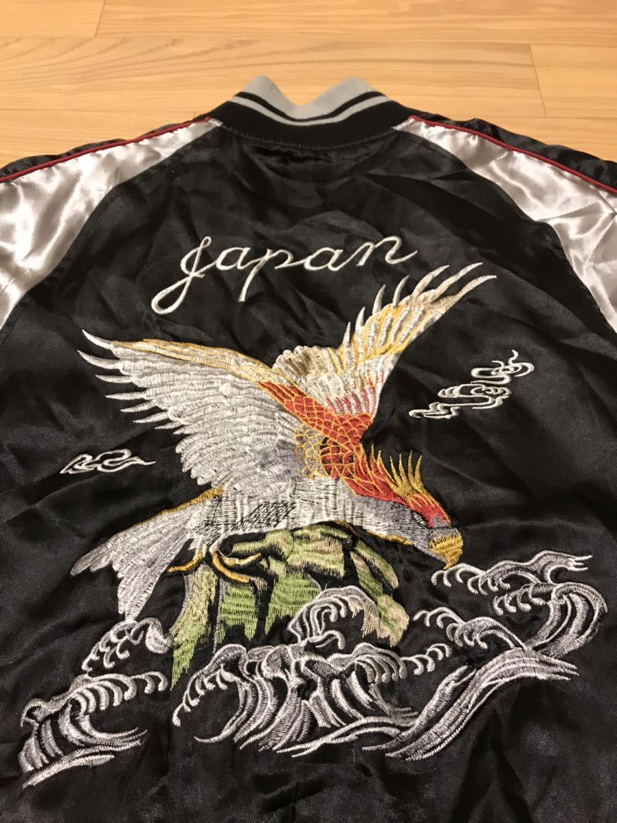 良品☆ブランド不明/Japanese pattern Embroidery スカジャン L 背面