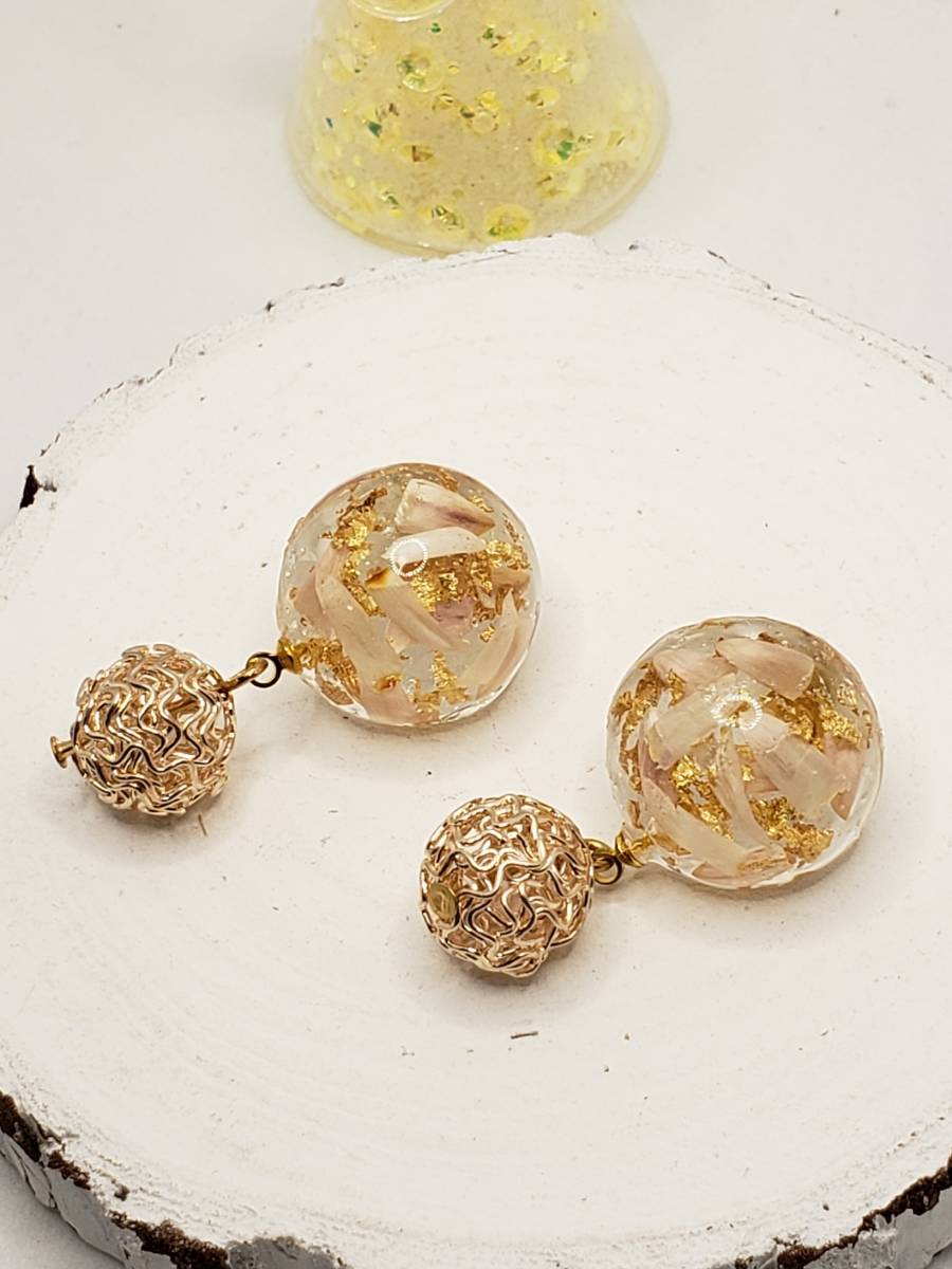 ☆ハンドメイド ピアス 645 ゴールド ワイヤーボール レジン 