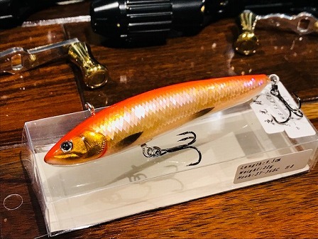 【大得価，定番人気】 1円スタート開催中 真木ルアー/マキハンドメイド SLMB-95SBL サーモンエッグ 夜光貝/銀箔 シェルモデル 本流ベイトMakiレイクトローリング(その他)｜売買されたオークション情報、yahooの商品情 淡水