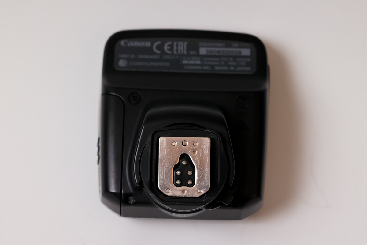 キヤノン CANON ST-E3-RT　スピードライト　トランスミッター