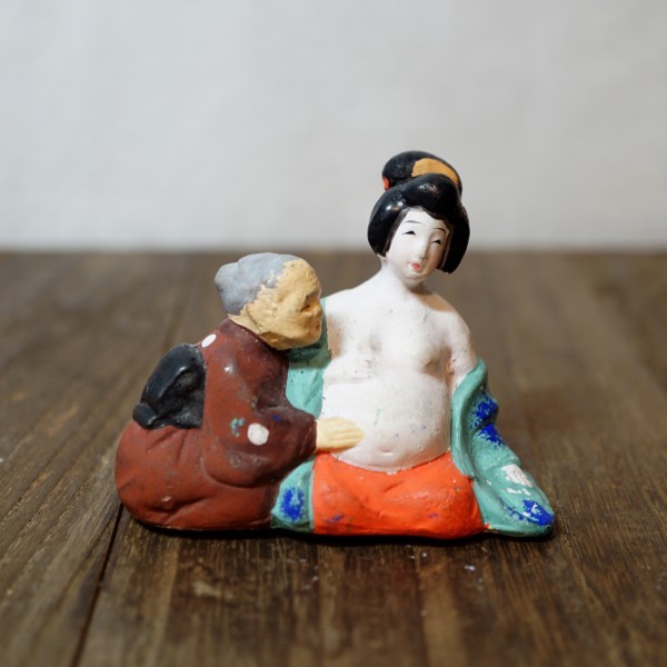 昭和レトロ 素焼き人形 妊婦と産婆 彩色焼き物 詳細不明 民芸 土産置物 彫刻オブジェ 陶磁一般 売買されたオークション情報 Yahooの商品情報をアーカイブ公開 オークファン Aucfan Com