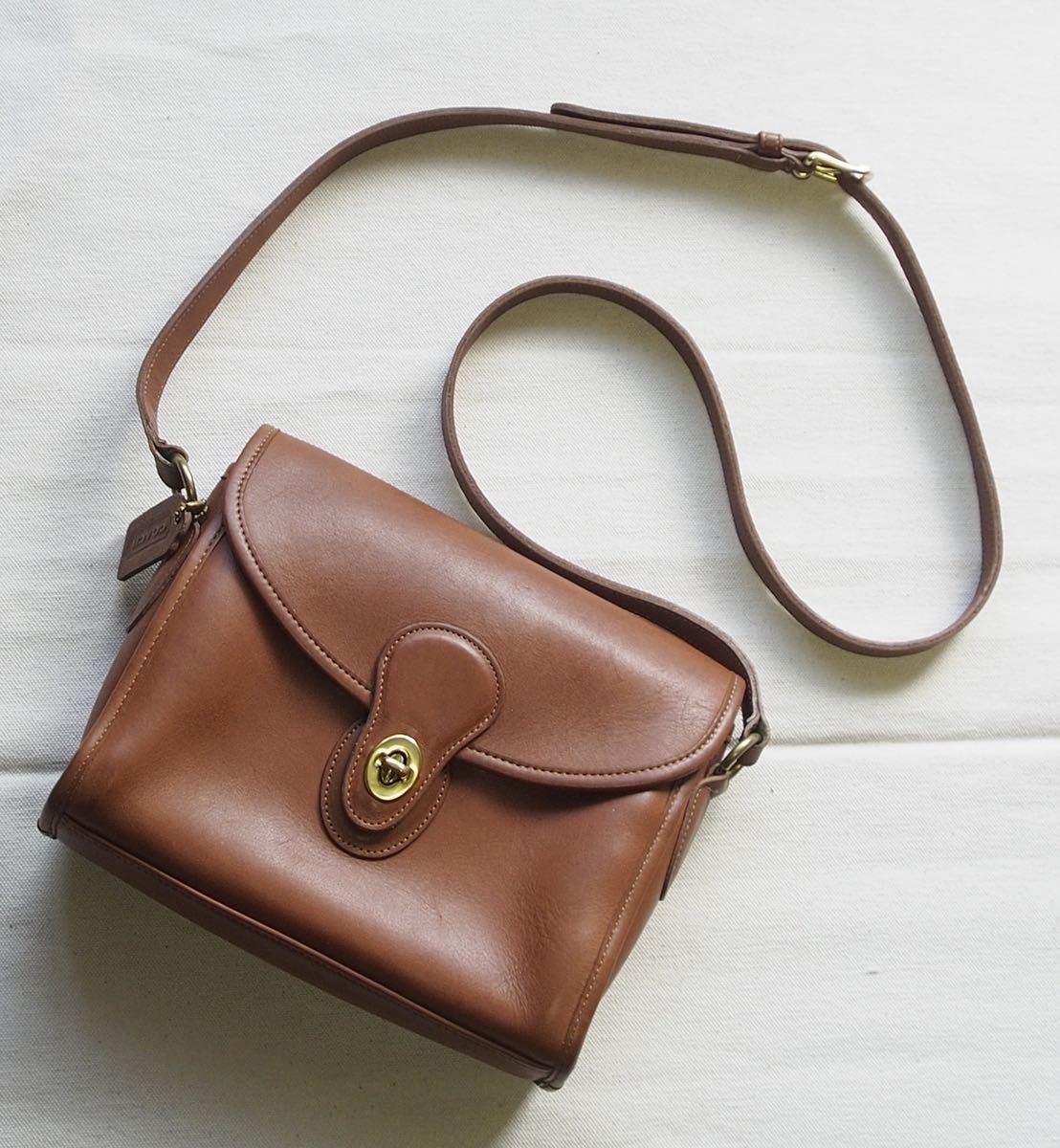 極美品✨ OLD COACH オールドコーチ ショルダーバッグ スクエア 黒 美品】Old Coach オールドコーチ スクエアバッグ 極美品✨OLD COACH