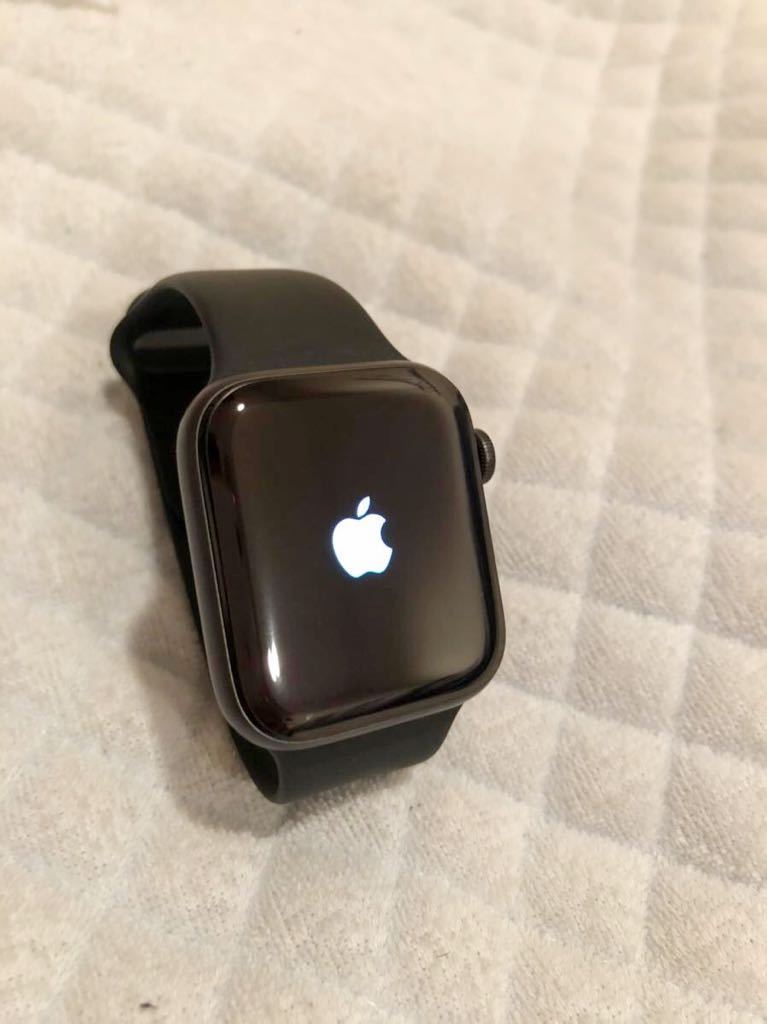 初出品 Apple Watch Series 5 44mm GPSモデル アップルウォッチ アルミニウム 10N-X スペースグレイ_1