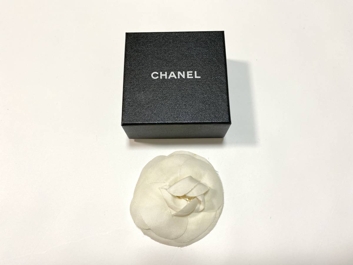 シャネル CHANEL ヴィンテージブローチ カメリアコサージュ