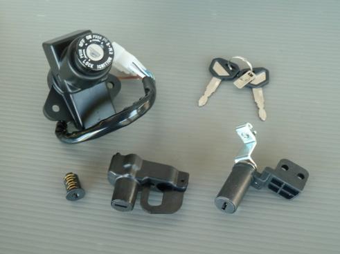 ゼファーχ G1-G3 カワサキ純正 キーセット 新品