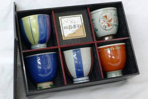 有田焼 清秀のYahoo!オークション(旧ヤフオク!)の相場・価格を見る