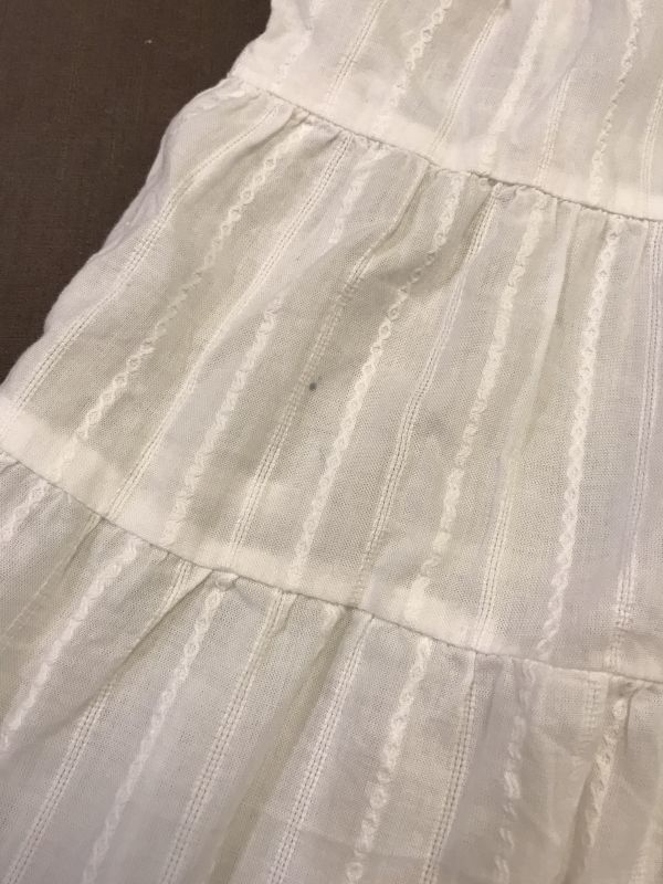 H M ノースリーブワンピース 白 サイズ８０ 女の子 汚れあり 女の子用 売買されたオークション情報 Yahooの商品情報をアーカイブ公開 オークファン Aucfan Com