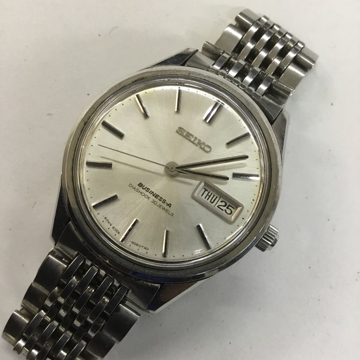 ○ハ3275H◎セイコー SEIKO BUSINESS-A DIASHOCK 30JEWELS カレンダー 
