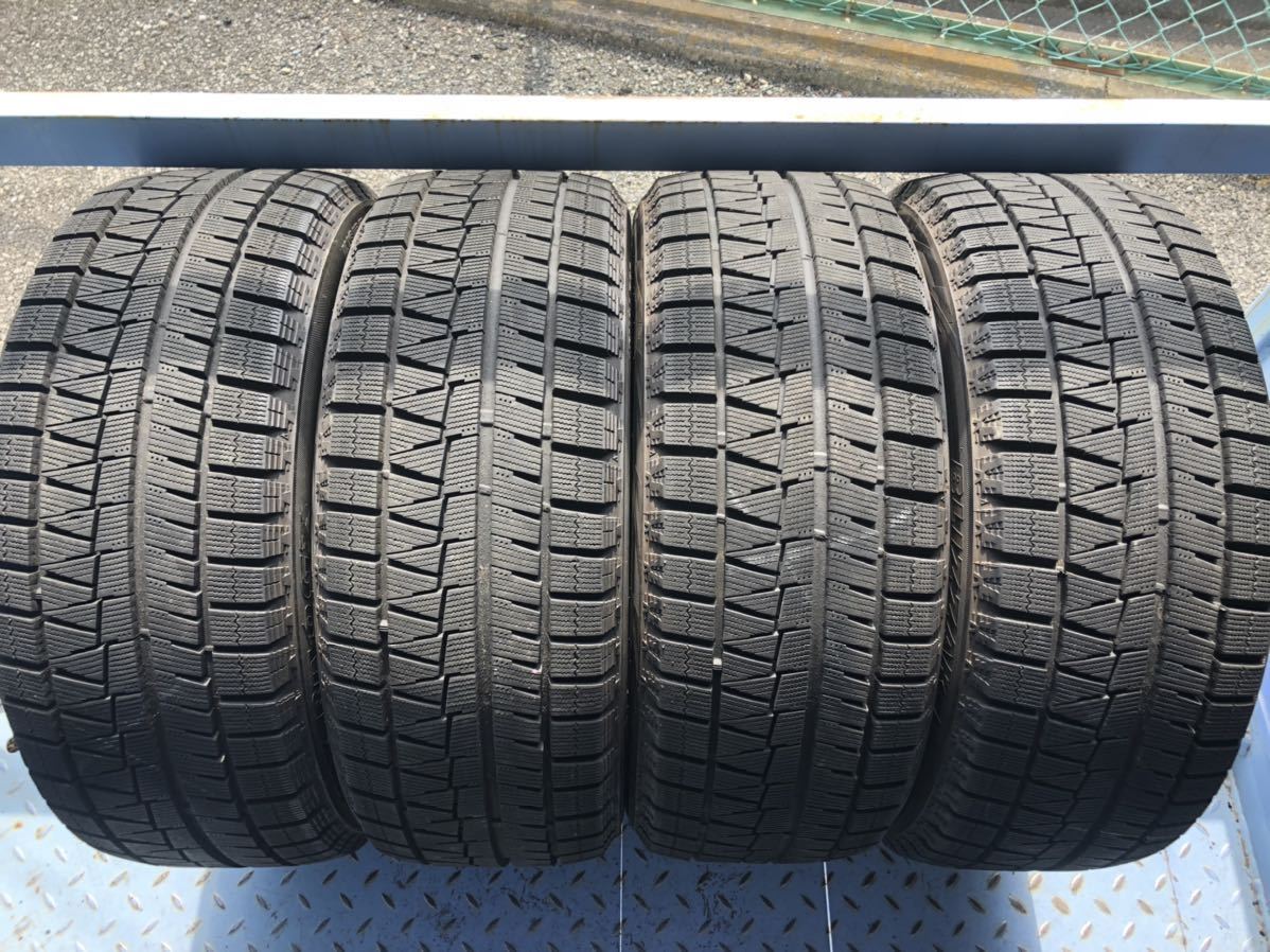 新作登場，定番 バリ山 B.S BLIZZAK REVO-GZ 215/50R17 4本 2015年 40週2本と37週2本(中古)｜売買されたオークション情報、yahooの商品情報をアーカイブ公開 - オークファン 17インチ