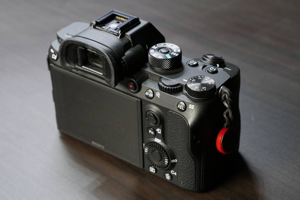 SONY α7Rⅲ 【付属品あり】 保証約3年付】SONY α7RIII ボディ /元箱