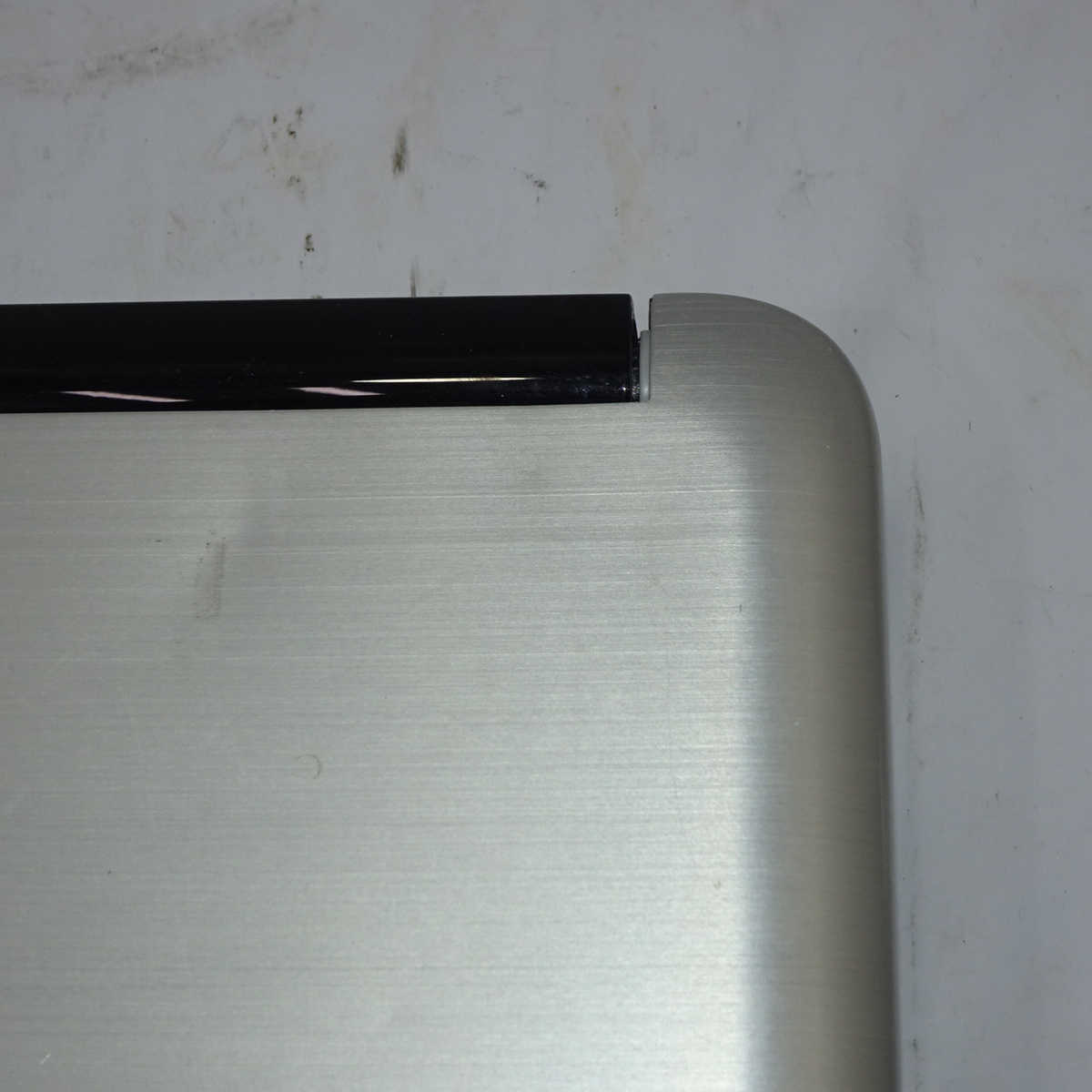 FUJITSU LIFEBOOK AH530/3B Core i3 M 370 2.4GHz/4GB/640GB/DVDRW/OS
