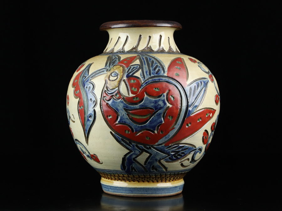 魁】沖縄 琉球 壺屋焼 稲垣勲作 魚鳥絵 花瓶 壷 高さ22