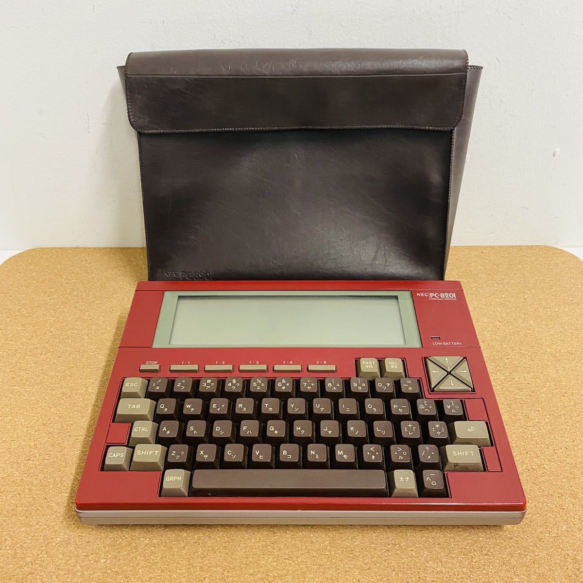 PC-8201 NEC/日本電気 ハンドヘルド・パーソナル・コンピュータ