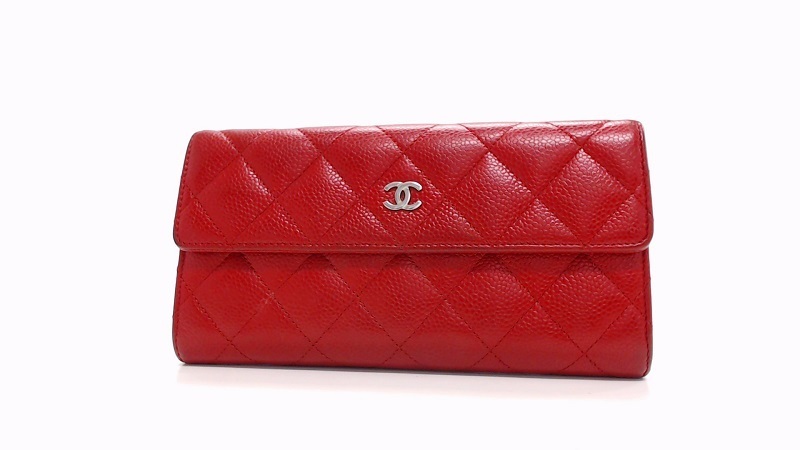 高品質，低価 1円 シャネル キャビアスキン マトラッセ 二つ折り長財布 赤 SV金具 CHANEL(女性用財布)｜売買されたオークション情報、yahooの商品情報をアーカイブ公開 - オークファン 服飾小物