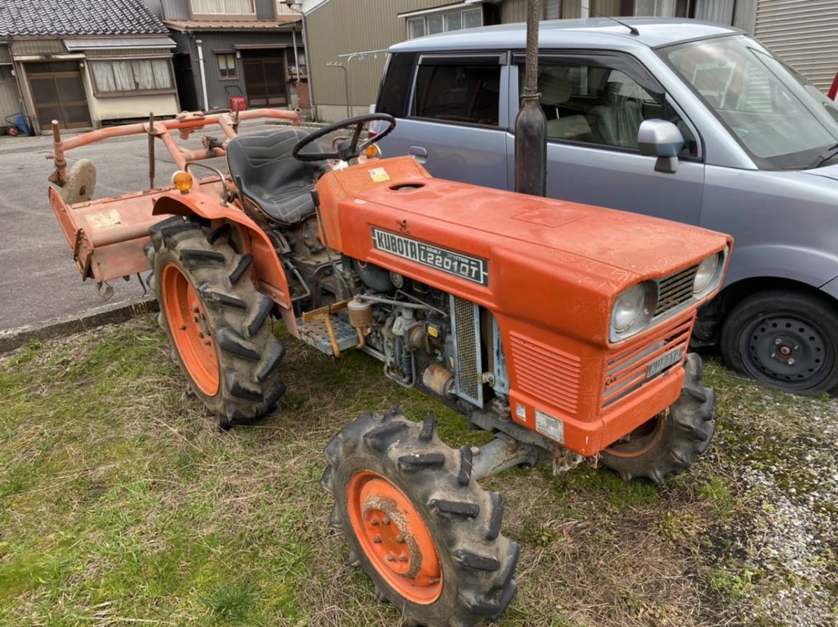 クボタ 中古 培土器金具 トラクターパーツ 培土ヒッチ 取付金具 ブラケット クボタトラクターL2201DTより取り外し_6