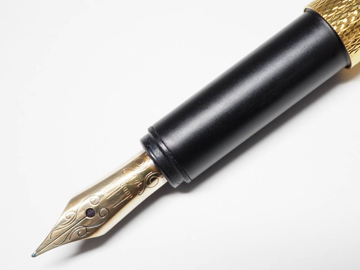 ジェムライン ダンヒル 万年筆 バーレイ ゴールド d ペン先14K
