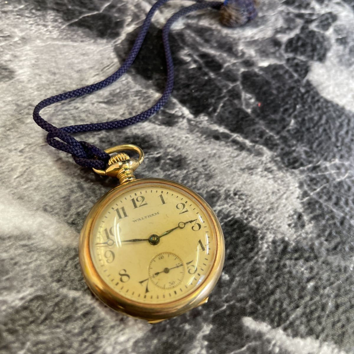 再出品・動いてすぐ止まります・WALTHAM ウォルサム 懐中時計 手巻き 
