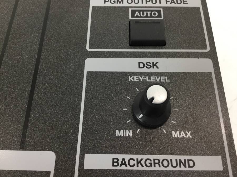 Roland LVS-800 VIDEO MIX⁄LIVE SWITCHER☆現状品TB Roland LVS