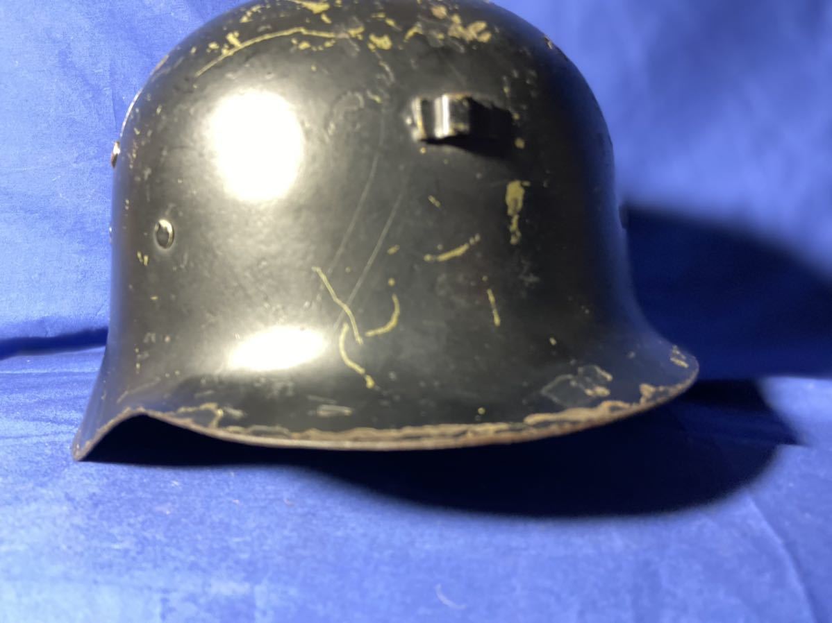 サイズ大 フランコ政権期スペイン軍 実物ヘルメット 鉄兜 鉄帽の入札 