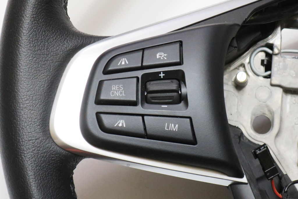 値下げ!! 使用少ない美品★2シリーズ・ F45 純正装着レザーステアリング★ACC　マルチファンクション車対応 F45 F46 F48他★_3