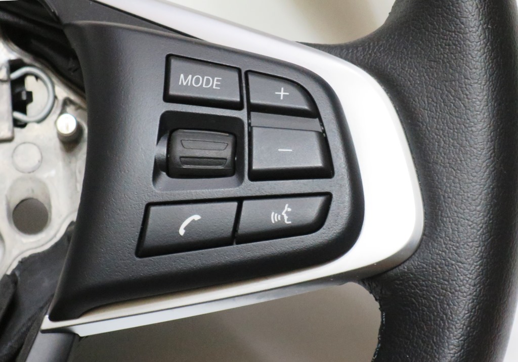 値下げ!! 使用少ない美品★2シリーズ・ F45 純正装着レザーステアリング★ACC　マルチファンクション車対応 F45 F46 F48他★_4