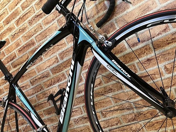 1円スタート売り切り!! 美品!! BIANCHI VERTIGO 2013 size:54 ビアンキ ヴァーティゴ シマノ ティアグラ 2×10 カーボンロード バーティゴ - ビアンキ BIANCHI bianchi」(460mm～) -「ビアンキ ロードバイクの値段と価格推移は？｜50件の売買データから