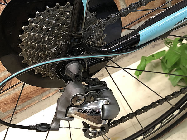 1円スタート売り切り!! 美品!! BIANCHI VERTIGO 2013 size:54 ビアンキ ヴァーティゴ シマノ ティアグラ 2×10 カーボンロード バーティゴ - ビアンキ BIANCHI bianchi」(460mm～) -「ビアンキ ロードバイクの値段と価格推移は？｜50件の売買データから