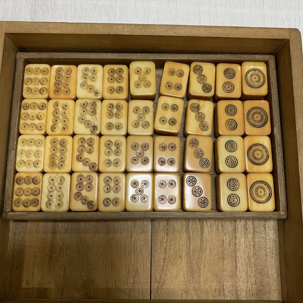 骨牌 背竹牌 麻雀牌 中国美術 時代 竹嵌 唐木箱付 公式通販