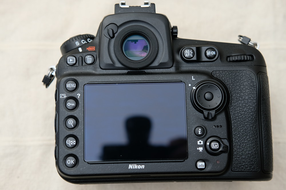 NIKON ニコン　D810 ボディ＋グリップMB-D12【ショット数1万9千回台　中古良品】_5