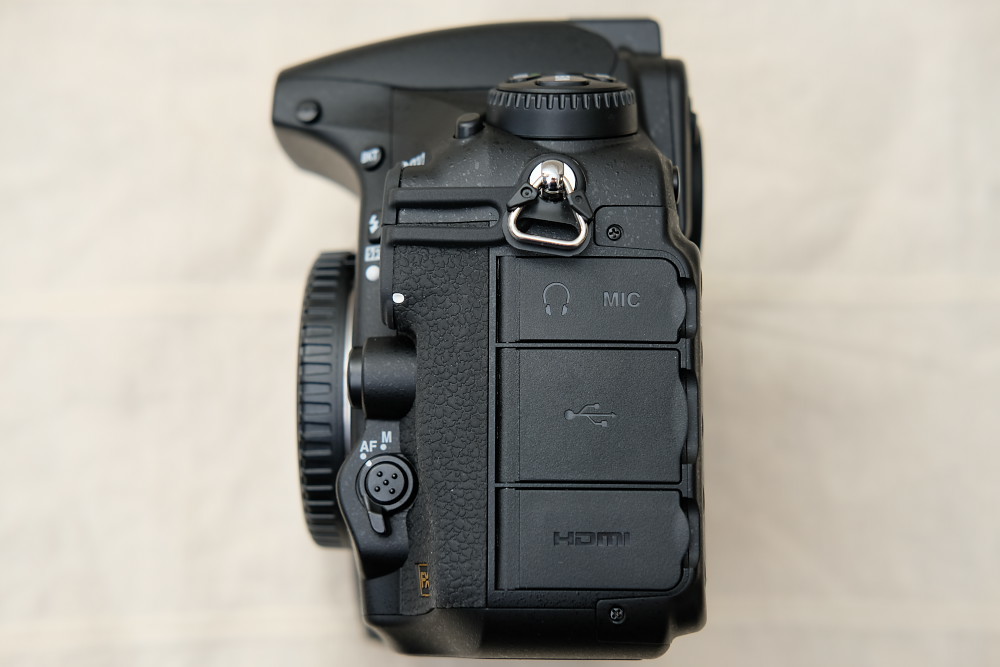 NIKON ニコン　D810 ボディ＋グリップMB-D12【ショット数1万9千回台　中古良品】_6