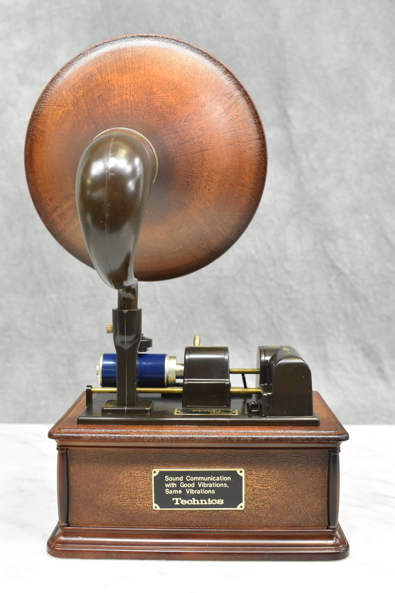 送料無料!!】テクニクス Technics music box EDISON Opera 蓄音機型
