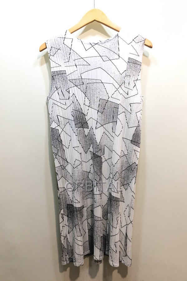 経堂) イッセイミヤケ プリーツプリーズ PLEATS PLEASE ISSEY MIYAKE プリーツ ノースリーブ 柄 ワンピース サイズ3
