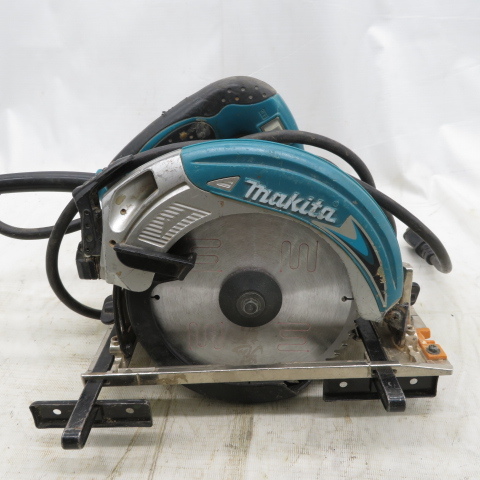 【中古現状品】 MAKITA マキタ 165mm丸ノコ 5637BA
