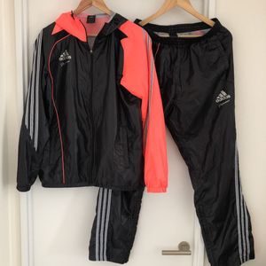 アディダス プロフェッショナル 上下の平均価格は4 935円 ヤフオク 等のアディダス プロフェッショナル 上下のオークション売買情報は6件が掲載されています