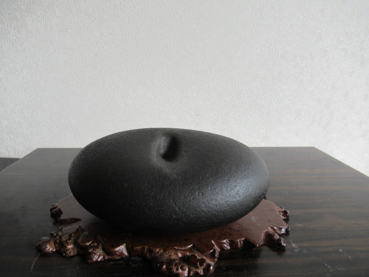 水石、、足寄川石、、、島形溜り石 （超珍品、逸品） 【公式通販】