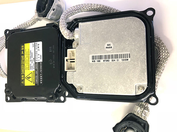 エスティマ 50系 ACR ヘッドライト HID 新車 エスティマ 50系(前期