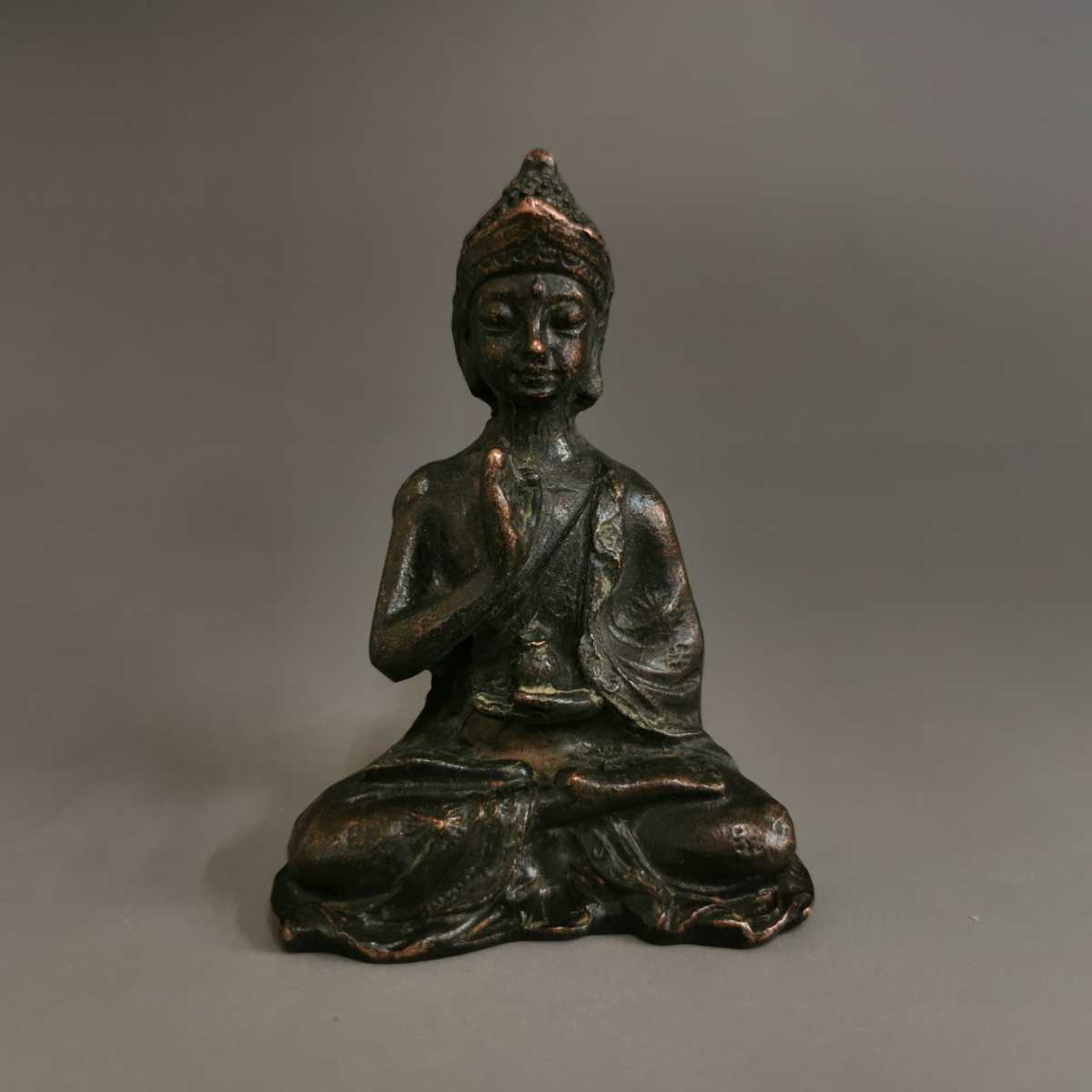 古銅　釈迦如来坐像　薬師仏 仏教美術　銅仏像　置物　座像 仏教美術 坐像 骨董 旧家藏出 高さ9cm