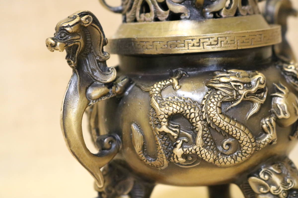 香炉 CS05 二龍戯珠唐獅子三足薫炉 古伊万里（鍋島様式）青磁 JW-C55A | 洗濯機 5.5㎏ ハイアール 全自動洗濯機 Haier ゲーム 炉・香炉 – 燦禾 お香専門店香源