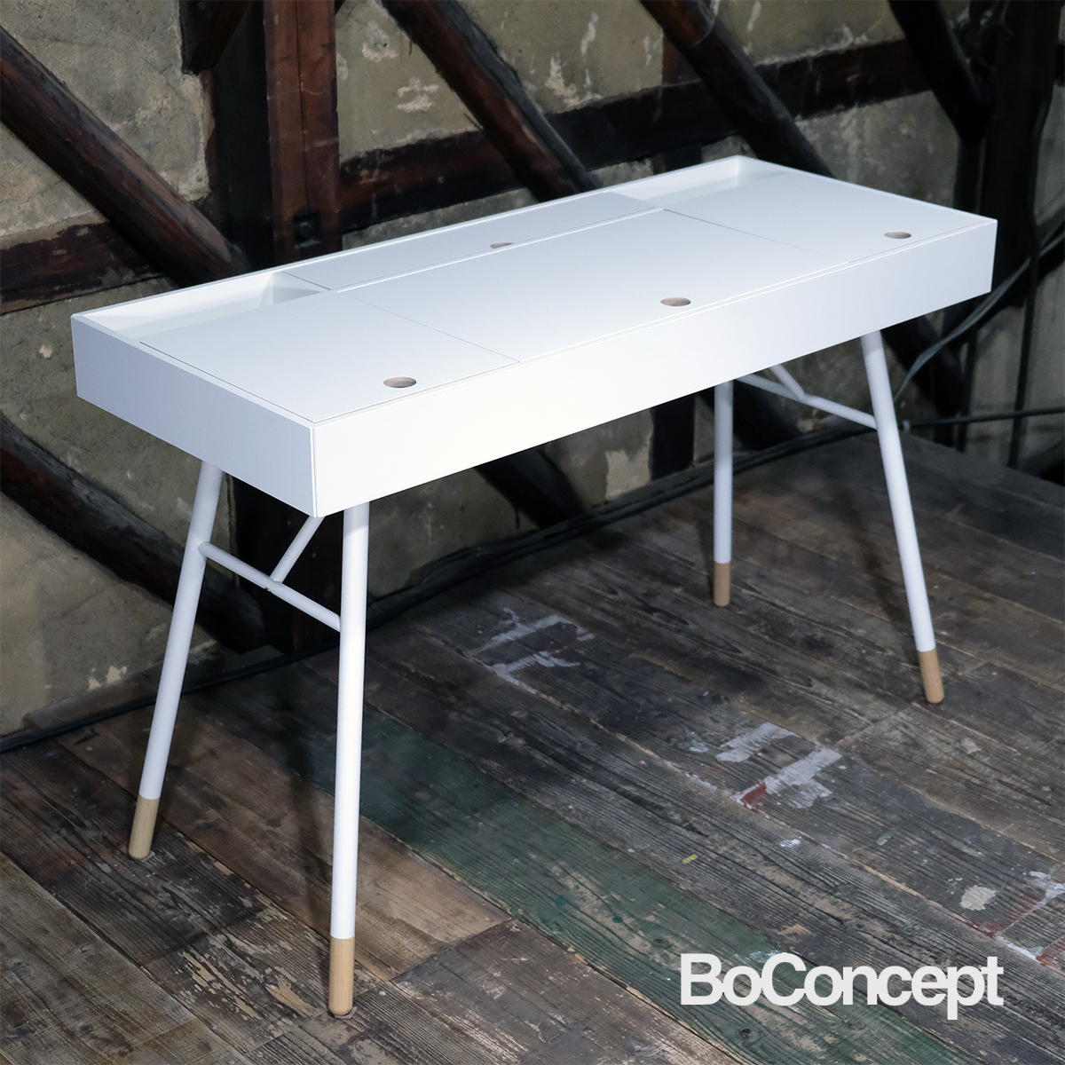 特価】未使用品 BO CONCEPT デスク CUPERTINO 殺し 