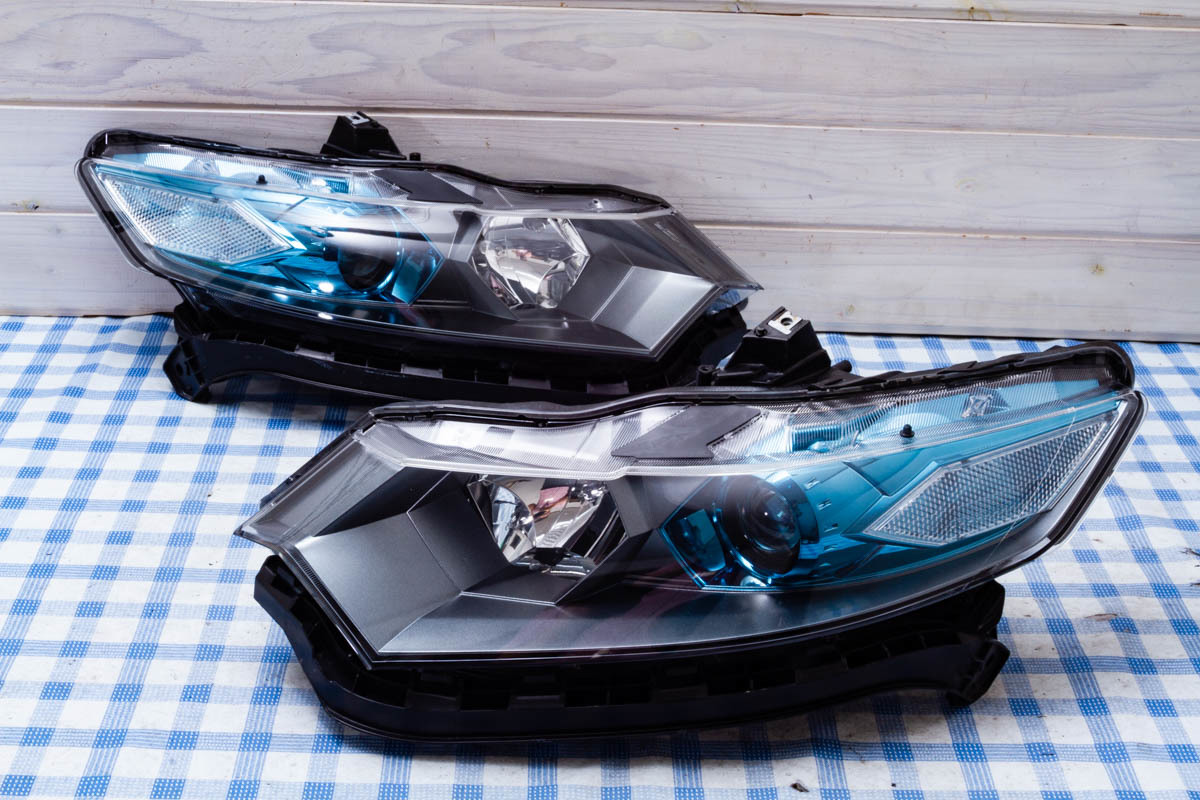ZE2 インサイト ヘッドライト HID 左右セット ライト ホンダ用 【公式