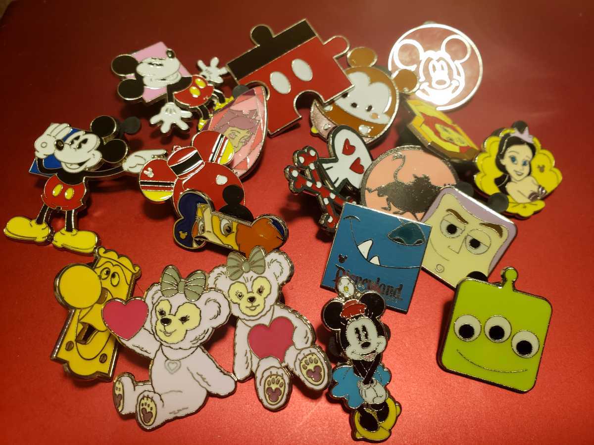 100個 ピンバッジ ディズニー ピントレ ディズニーランド 交換用