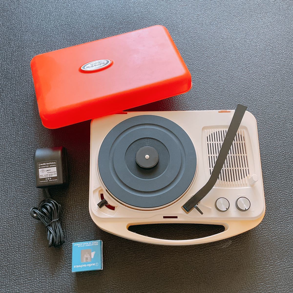 レコードプレイヤー audio-technica VP96 ポータブルレコード