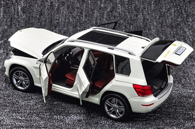 GLK 0 SUV ☆1⁄18 ホワイト S98B ベンツ おもちゃ、ゲーム Mercedes